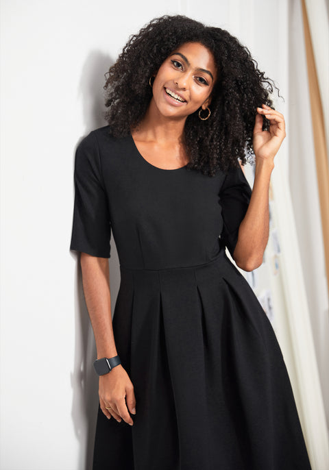 Sculpt & Sway Scoop Neck Dress (Black) - Final Sale