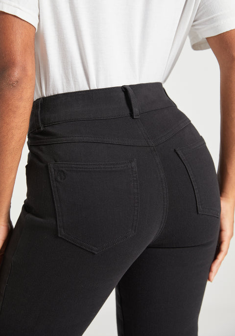 Signature Mid-Rise Denim | Straight (Black Rinse) - Final Sale