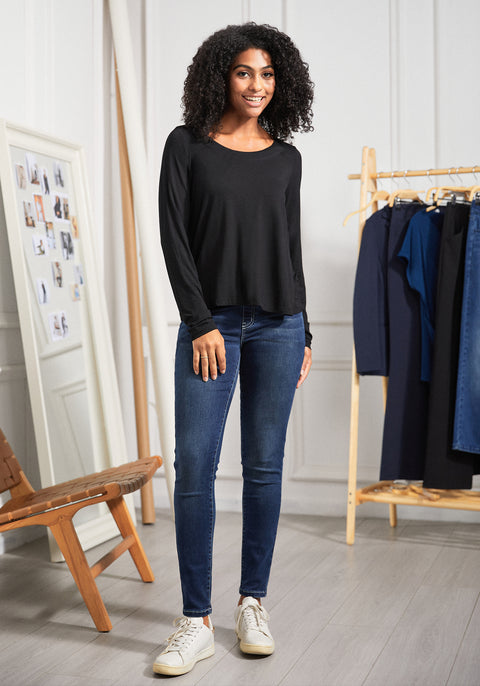 Essential Scoop Long Sleeve (Black) - Final Sale