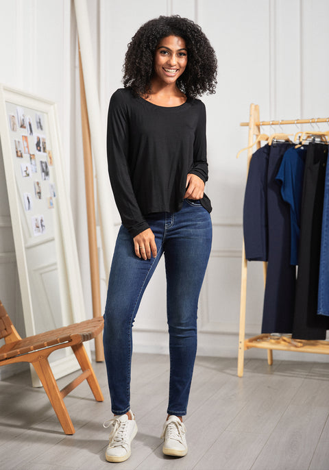 Essential Scoop Long Sleeve (Black) - Final Sale